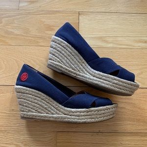 Tory Burch Filipa Espadrilles Criss-Cross
Peep Toe Black Canvas Wedges Size 7